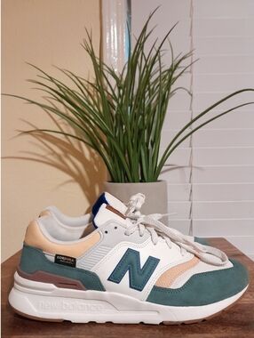 SOLD🟠🟠🟠🟠🟠🟠New Balance unisex 997H sea salt spruce multi color M (9.5)